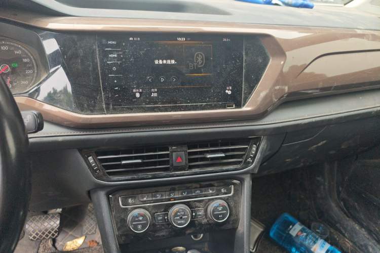Used Volkswagen Tharu 2020 280TSI Two-Wheel Drive Luxury Plus Version China VI Standard Audio And AC Panel