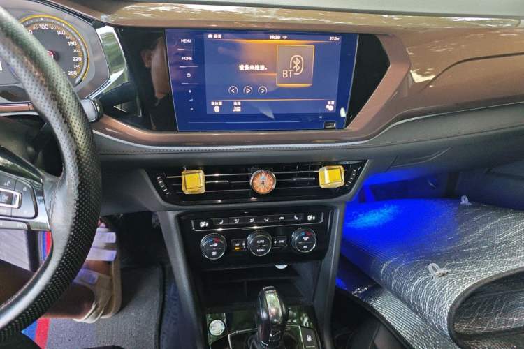Used Volkswagen Tharu 2020 280TSI Two-Wheel Drive Luxury Plus Version China VI Standard Audio And AC Panel
