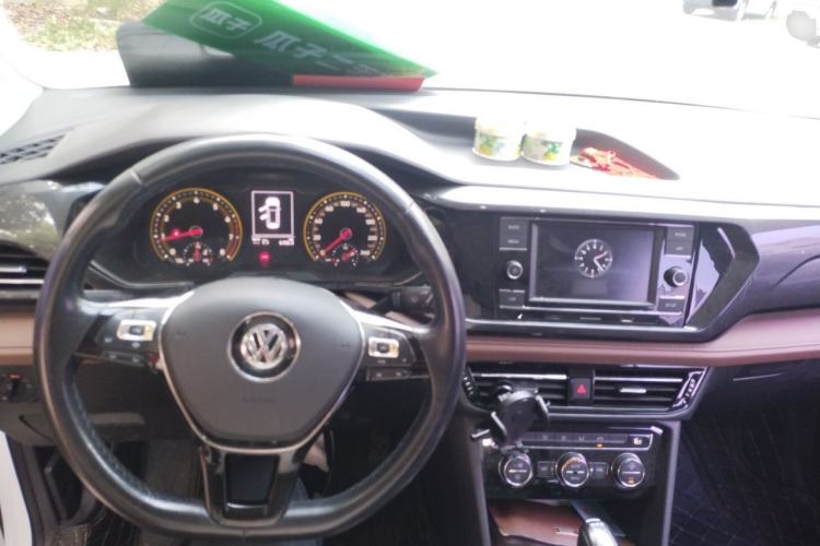 Used Volkswagen Tharu 2020 280TSI Two-Wheel Drive Comfort Edition China V Standard Center Console
