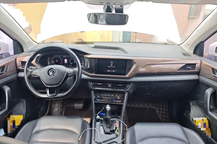 Used Volkswagen Tharu 2020 280TSI Two-Wheel-Drive Flagship Version China VI Center Console