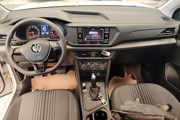 Used Volkswagen Tharu 2020 280TSI Two-Wheel Drive Trend Edition China VI Standard Center Console