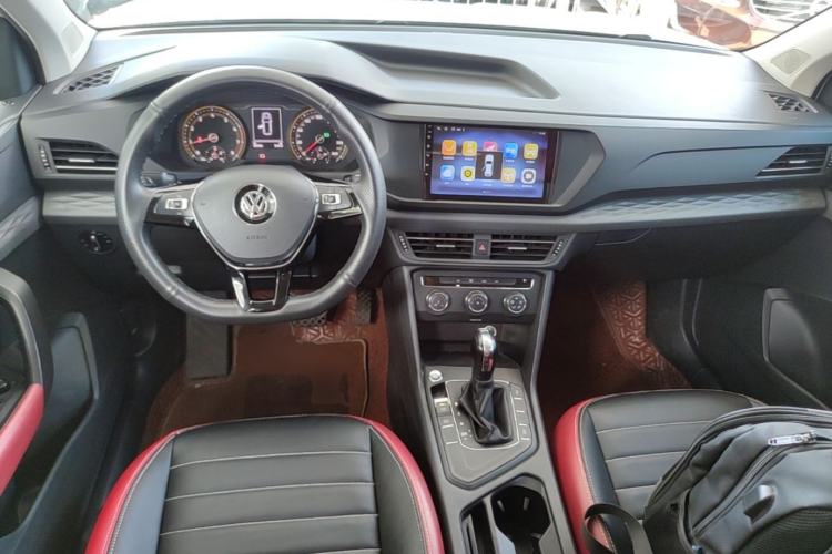 Used Volkswagen Tharu 2020 280TSI Two-Wheel Drive Trend Edition China VI Standard Center Console