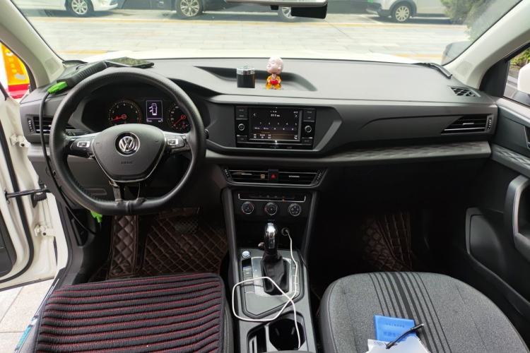 Used Volkswagen Tharu 2020 280TSI Two-Wheel Drive Trend Edition China VI Standard Center Console