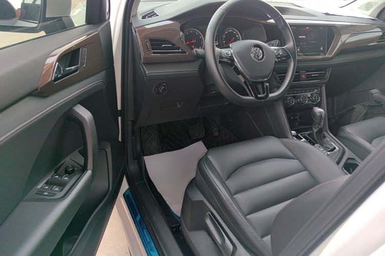 Used Volkswagen Tharu 2020 280TSI Two-Wheel Drive Luxury Edition China VI Standard Driver Seat