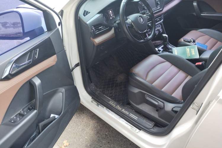 Used Volkswagen Tharu 2020 280TSI Two-Wheel Drive Comfort Edition China V Standard Driver Seat