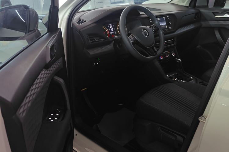 Used Volkswagen Tharu 2020 280TSI Two-Wheel Drive Trend Edition China VI Standard Driver Seat