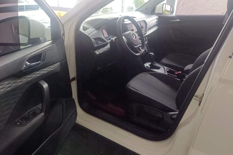 Used Volkswagen Tharu 2020 280TSI Two-Wheel Drive Trend Edition China VI Standard Driver Seat