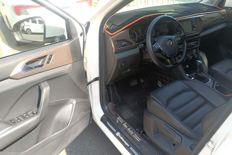 Used Volkswagen Tharu 2020 280TSI Two-Wheel Drive Comfort Edition China VI Standard Driver Seat