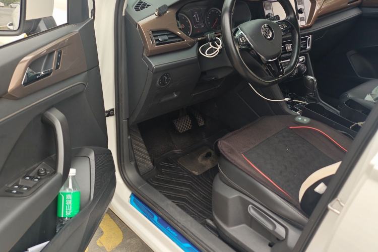 Used Volkswagen Tharu 2020 280TSI Two-Wheel Drive Comfort Edition China VI Standard Driver Seat