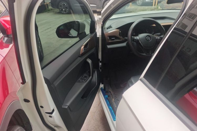 Used Volkswagen Tharu 2020 280TSI Two-Wheel Drive Comfort Edition China VI Standard Driver Seat