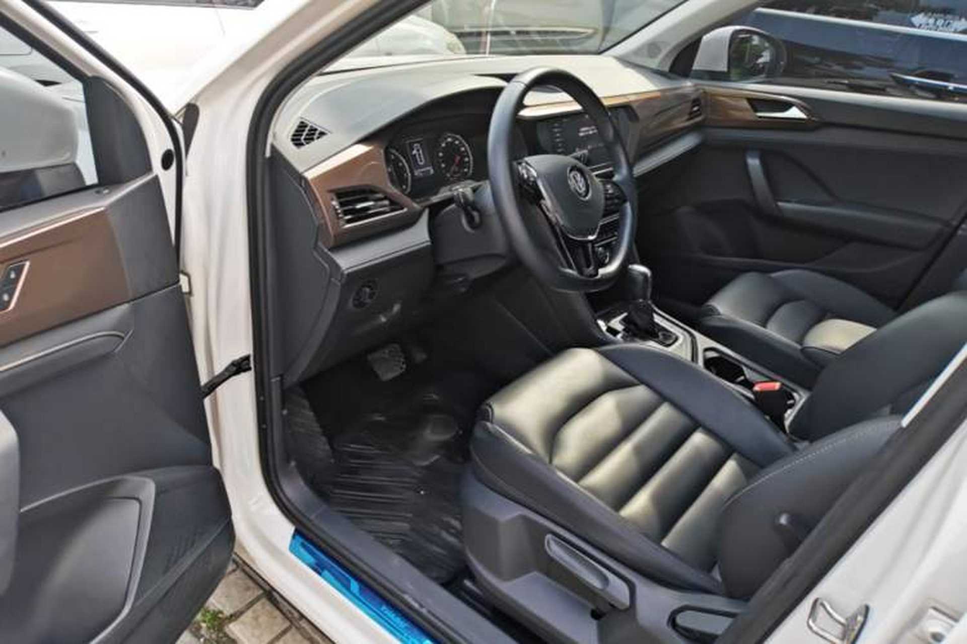 Used Volkswagen Tharu 2020 330TSI All-Wheel-Drive Luxury Edition China VI Standard Driver Seat