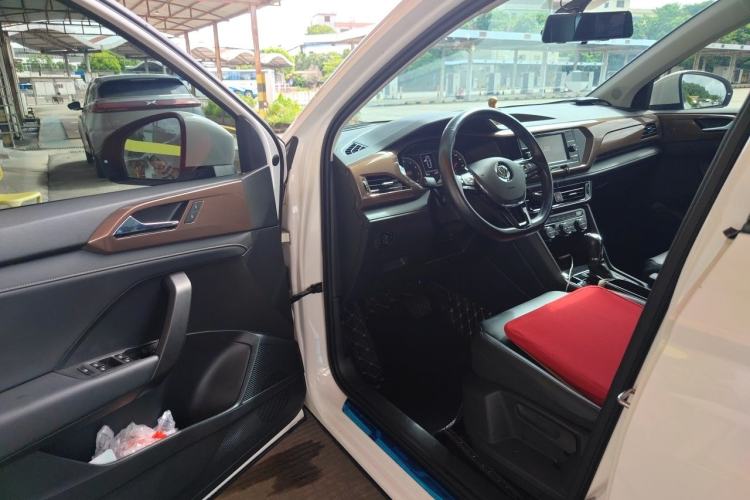 Used Volkswagen Tharu 2020 280TSI Two-Wheel Drive Comfort Edition China VI Standard Driver Seat