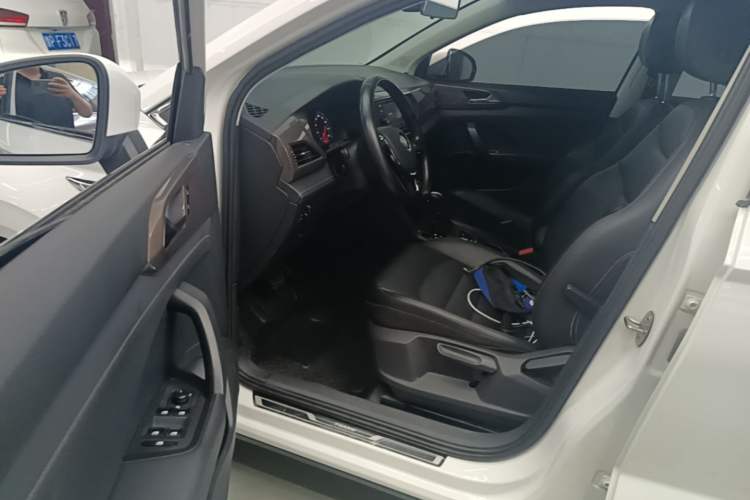 Used Volkswagen Tharu 2020 280TSI Two-Wheel Drive Comfort Edition China VI Standard Driver Seat
