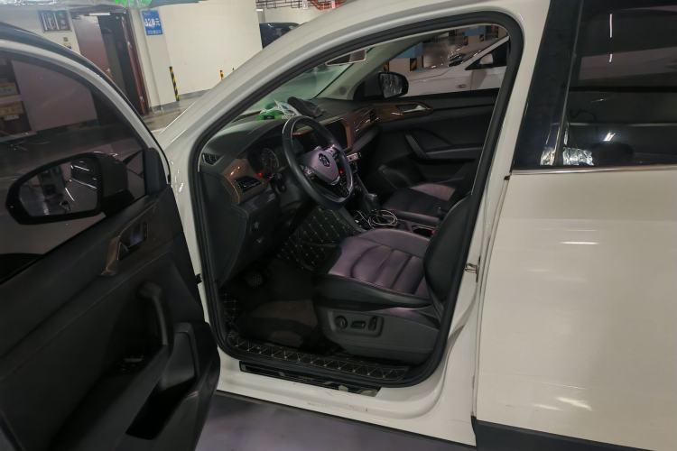 Used Volkswagen Tharu 2020 280TSI Two-Wheel Drive Luxury Plus Version China VI Standard Driver Seat