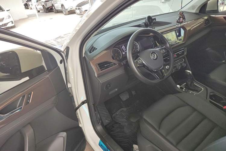 Used Volkswagen Tharu 2020 280TSI Two-Wheel Drive Comfort Edition China VI Standard Driver Seat