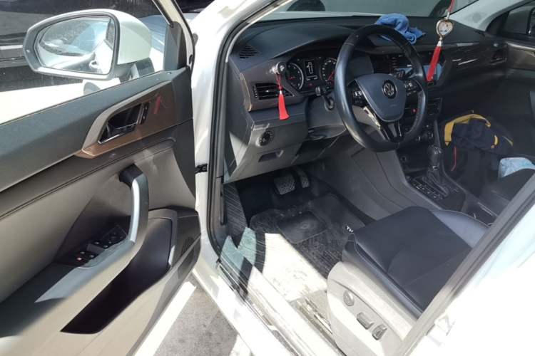 Used Volkswagen Tharu 2020 280TSI Two-Wheel Drive Luxury Plus Version China VI Standard Driver Seat