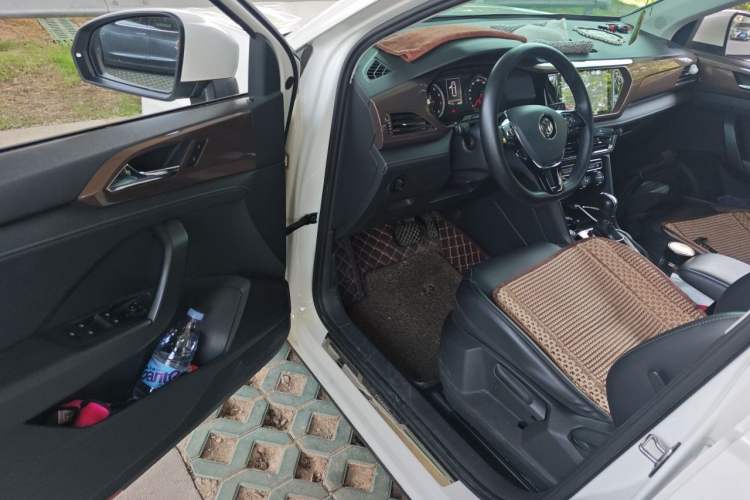 Used Volkswagen Tharu 2020 280TSI Two-Wheel Drive Comfort Edition China VI Standard Driver Seat