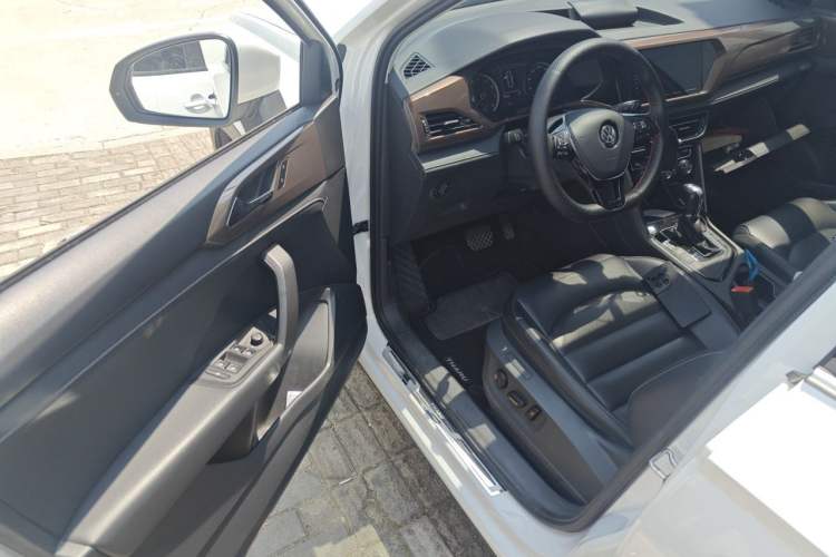 Used Volkswagen Tharu 2020 280TSI Two-Wheel Drive Luxury Plus Version China VI Standard Driver Seat