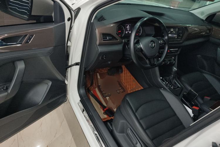 Used Volkswagen Tharu 2020 280TSI Two-Wheel Drive Comfort Edition China VI Standard Driver Seat