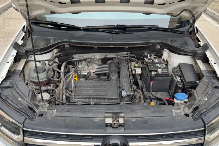 Used Volkswagen Tharu 2020 280TSI Two-Wheel Drive Luxury Edition China VI Standard Engine Bay