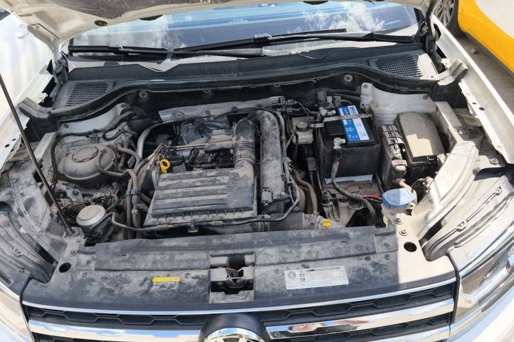 Used Volkswagen Tharu 2020 280TSI Two-Wheel Drive Luxury Plus Version China VI Standard Engine Bay