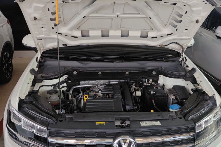 Used Volkswagen Tharu 2020 280TSI Two-Wheel Drive Trend Edition China VI Standard Engine Bay