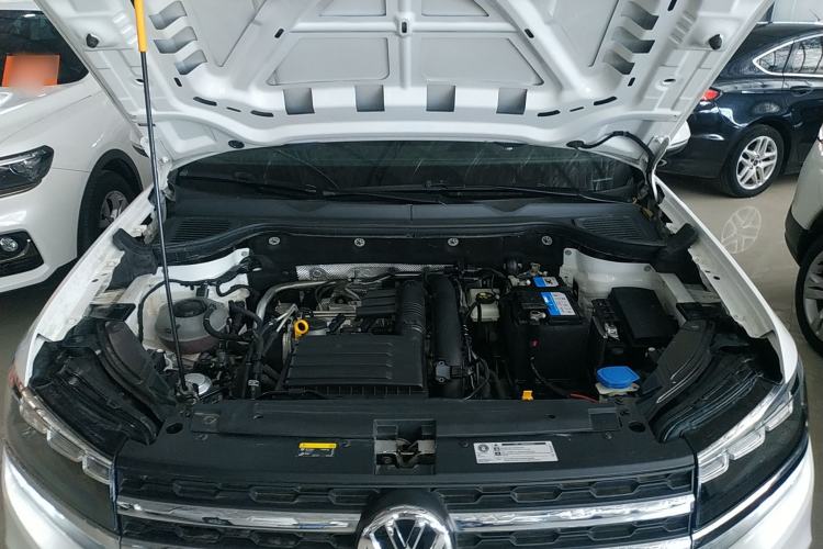 Used Volkswagen Tharu 2020 280TSI Two-Wheel Drive Trend Edition China VI Standard Engine Bay