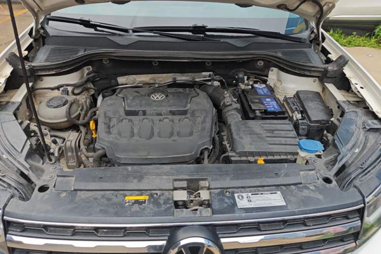 Used Volkswagen Tharu 2020 Revised Version 330TSI Four-Wheel Drive Flagship Edition China VI Engine Bay