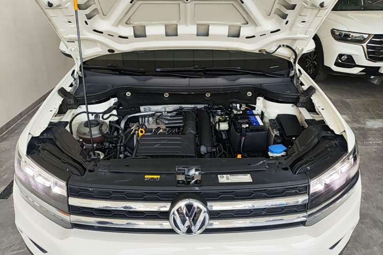 Used Volkswagen Tharu 2020 280TSI Two-Wheel Drive Comfort Edition China VI Standard Engine Bay