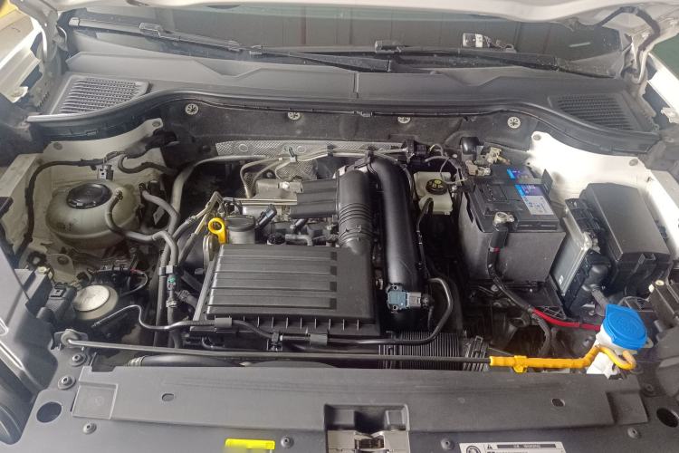 Used Volkswagen Tharu 2020 280TSI Two-Wheel Drive Trend Edition China VI Standard Engine Bay