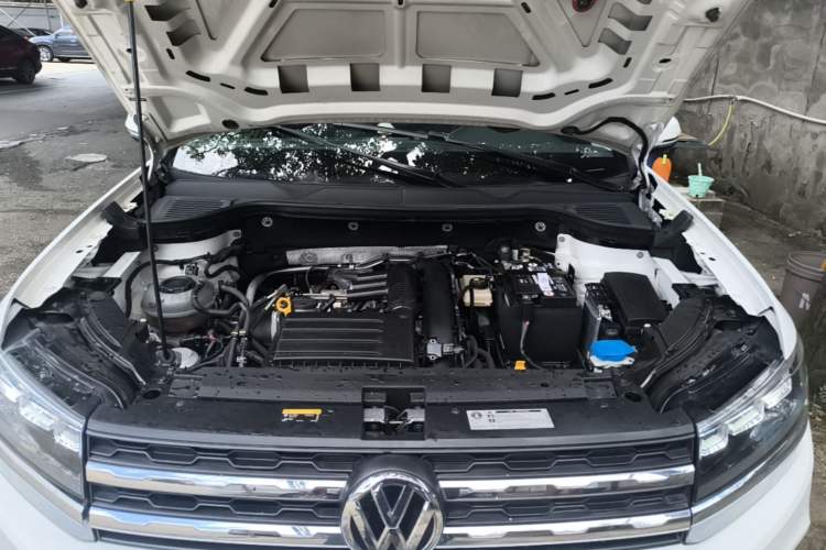 Used Volkswagen Tharu 2020 280TSI Two-Wheel Drive Comfort Edition China VI Standard Engine Bay