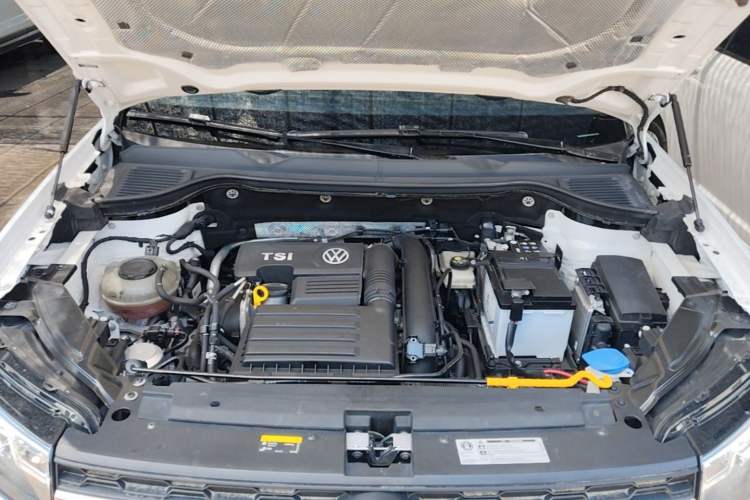 Used Volkswagen Tharu 2020 280TSI Two-Wheel Drive Trend Edition China VI Standard Engine Bay