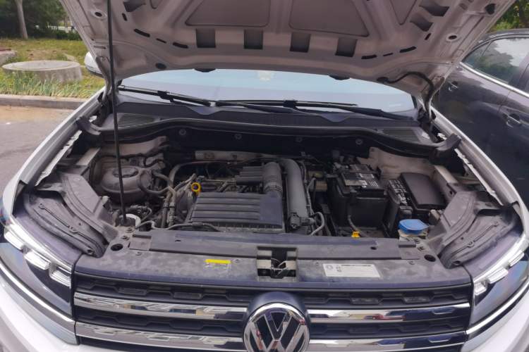 Used Volkswagen Tharu 2020 280TSI Two-Wheel Drive Trend Edition China VI Standard Engine Bay