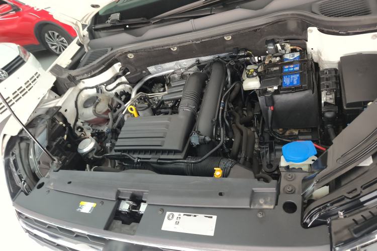 Used Volkswagen Tharu 2020 280TSI Two-Wheel Drive Luxury Plus Version China VI Standard Engine Bay