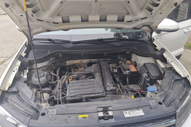 Used Volkswagen Tharu 2020 280TSI Two-Wheel Drive Trend Edition China VI Standard Engine Bay