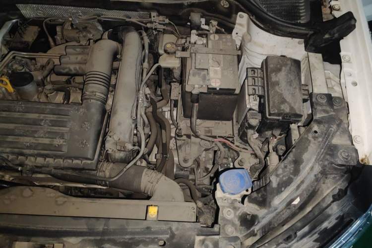 Used Volkswagen Tharu 2020 280TSI Two-Wheel Drive Luxury Edition China VI Standard Engine Bay Left