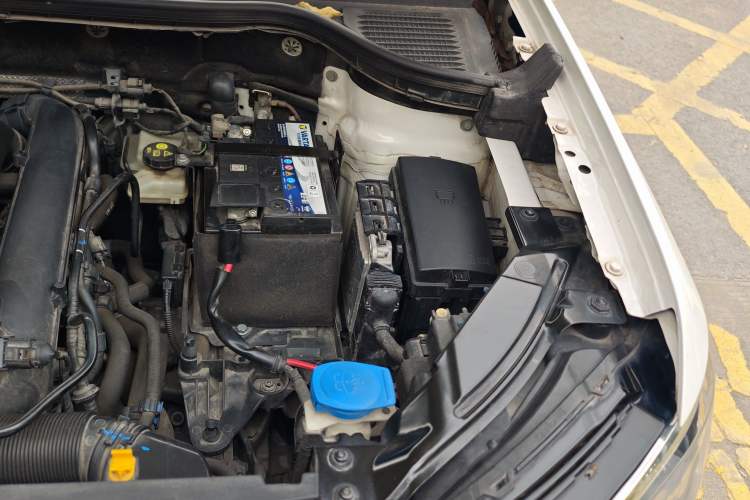 Used Volkswagen Tharu 2020 280TSI Two-Wheel Drive Comfort Edition China VI Standard Engine Bay Left