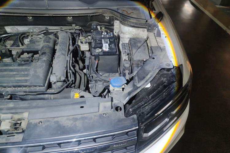 Used Volkswagen Tharu 2020 280TSI Two-Wheel Drive Luxury Plus Version China VI Standard Engine Bay Left