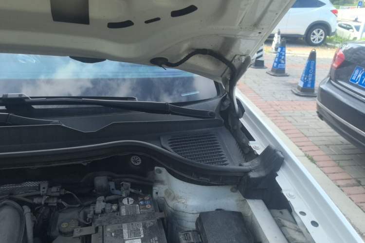 Used Volkswagen Tharu 2020 280TSI Two-Wheel Drive Trend Edition China VI Standard Engine Bay Left