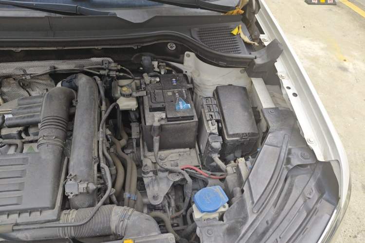 Used Volkswagen Tharu 2020 280TSI Two-Wheel Drive Comfort Edition China VI Standard Engine Bay Left