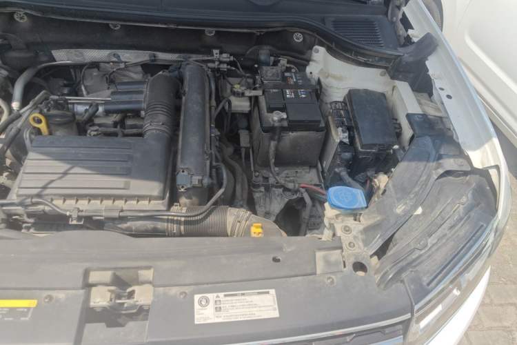 Used Volkswagen Tharu 2020 280TSI Two-Wheel Drive Luxury Plus Version China VI Standard Engine Bay Left