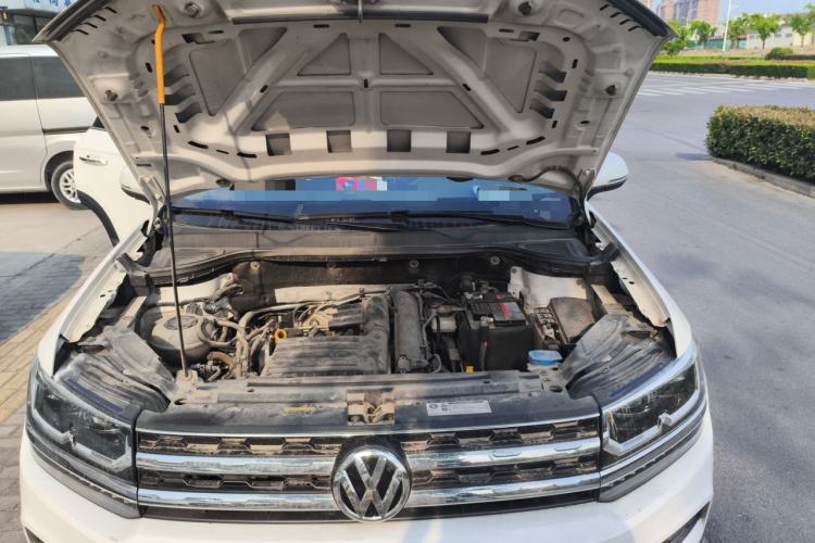 Used Volkswagen Tharu 2020 280TSI Two-Wheel Drive Luxury Plus Version China VI Standard Engine Bay