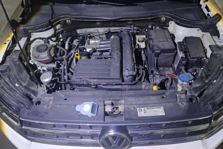 Used Volkswagen Tharu 2020 280TSI Two-Wheel Drive Luxury Plus Version China VI Standard Engine Bay