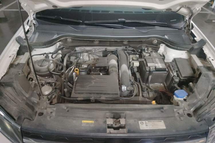 Used Volkswagen Tharu 2020 280TSI Two-Wheel Drive Trend Edition China VI Standard Engine Bay