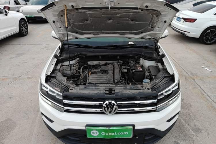 Used Volkswagen Tharu 2020 280TSI Two-Wheel Drive Trend Edition China VI Standard Engine Bay
