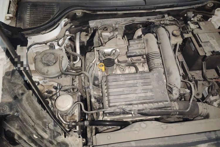 Used Volkswagen Tharu 2020 280TSI Two-Wheel Drive Luxury Edition China VI Standard Engine Bay Right