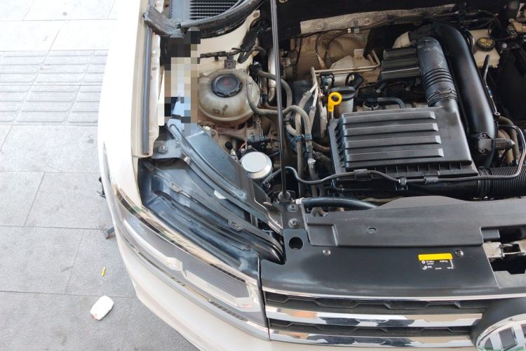 Used Volkswagen Tharu 2020 280TSI Two-Wheel Drive Luxury Plus Version China VI Standard Engine Bay Right