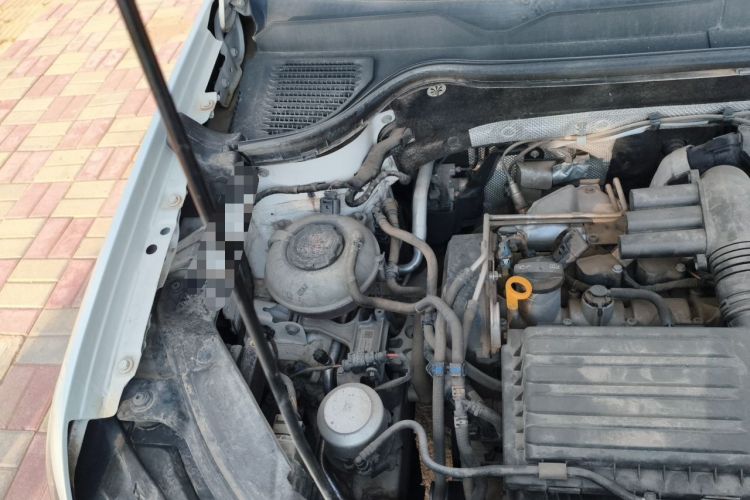 Used Volkswagen Tharu 2020 280TSI Two-Wheel Drive Luxury Plus Version China VI Standard Engine Bay Right