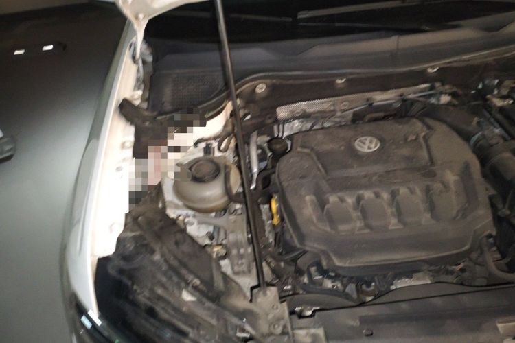 Used Volkswagen Tharu 2020 330TSI Four-Wheel Drive Flagship Version China VI Standard Engine Bay Right