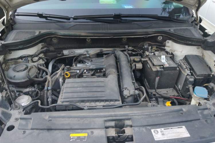 Used Volkswagen Tharu 2020 280TSI Two-Wheel Drive Luxury Plus Version China VI Standard Engine Bay